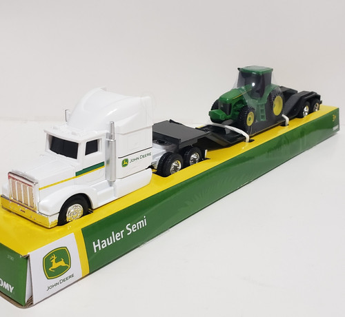 Tomy john deere hauler white - john,